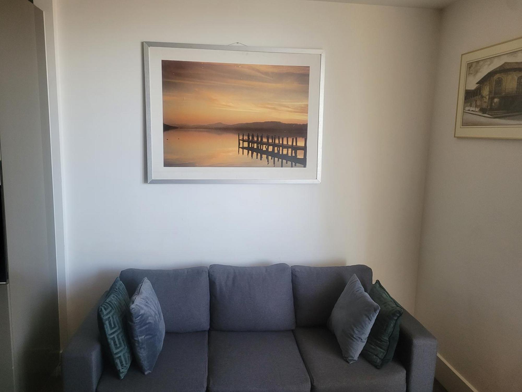2 Bedroom 2 Bath 1 Ensuite In Roya Asenal Beautiful Views & Parking Londen Buitenkant foto